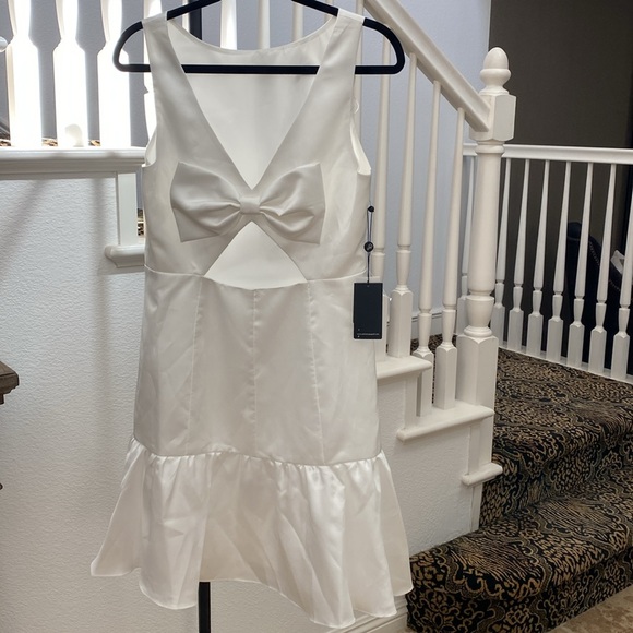 Adrianna Papell Mikado Flounce Hem Midi NWT Size 10 - Picture 5 of 6